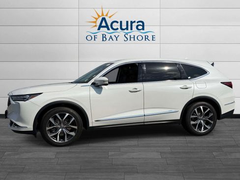 Used 2023 Acura MDX SH-AWD w/ Technology Package image 2