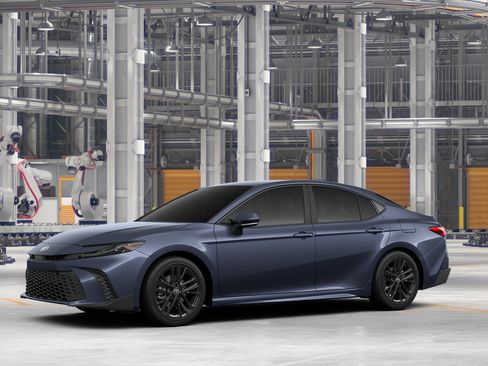 New 2026 Toyota Camry SE FWD image 2