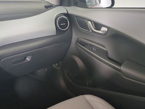 Used 2021 Hyundai Kona Ultimate FWD image 18
