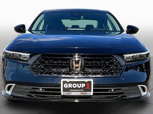 Used 2023 Honda Accord Touring image 4