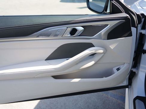 Used 2025 BMW 840i 840i Coupe RWD image 11