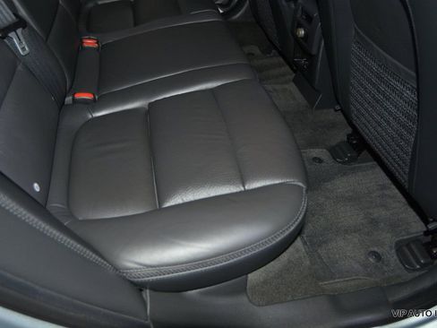 Used 2010 Volvo XC70 3.2 image 26