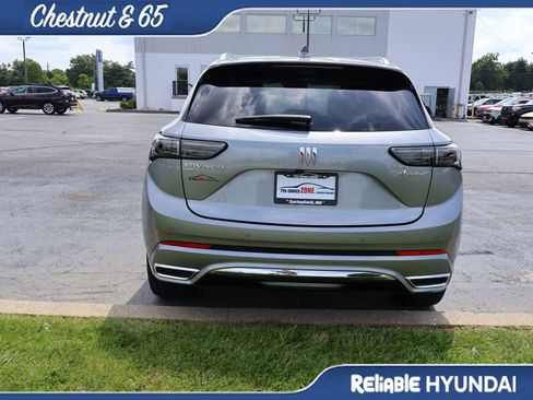 Used 2025 Buick Envision Avenir AWD/4WD image 19