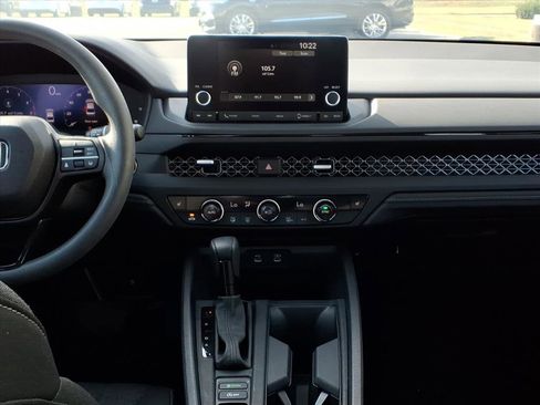 Used 2023 Honda Accord EX image 10