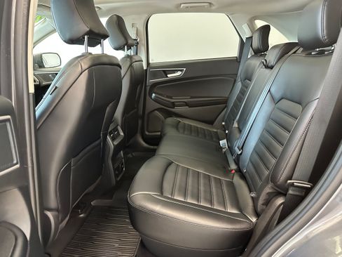 Used 2024 Ford Edge SEL w/ Convenience Package AWD/4WD image 12