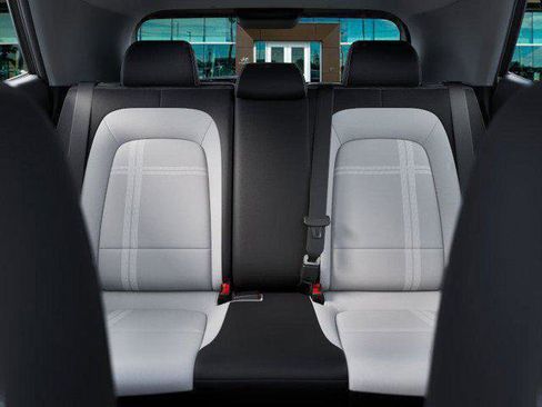 New 2025 Hyundai Venue SEL image 12