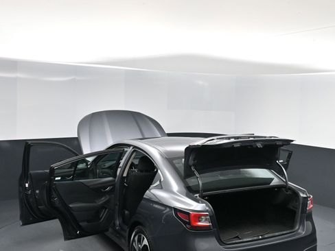 Used 2021 Subaru Legacy Premium image 15