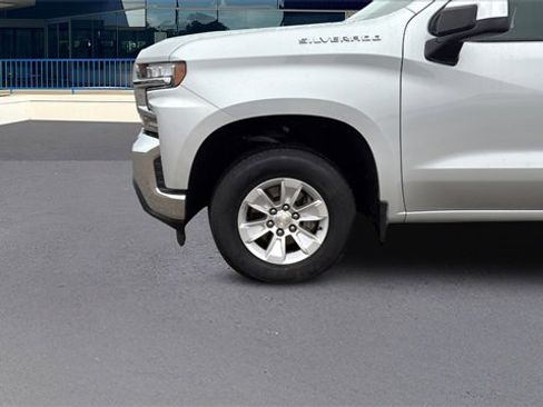 Used 2019 Chevrolet Silverado 1500 LT w/ All-Star Edition image 17