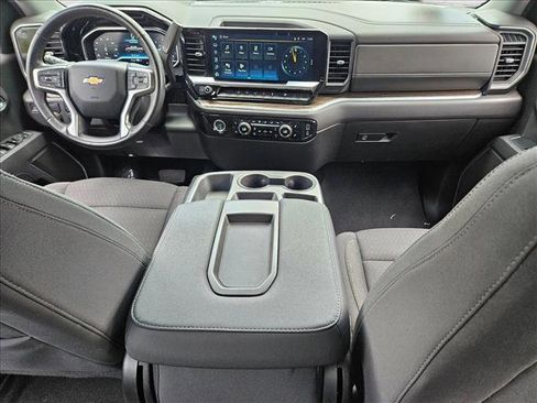 Used 2023 Chevrolet Silverado 1500 LT RWD image 16