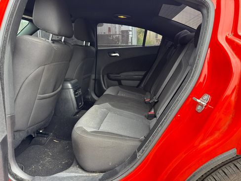 Used 2021 Dodge Charger SXT w/ Blacktop Package RWD image 15