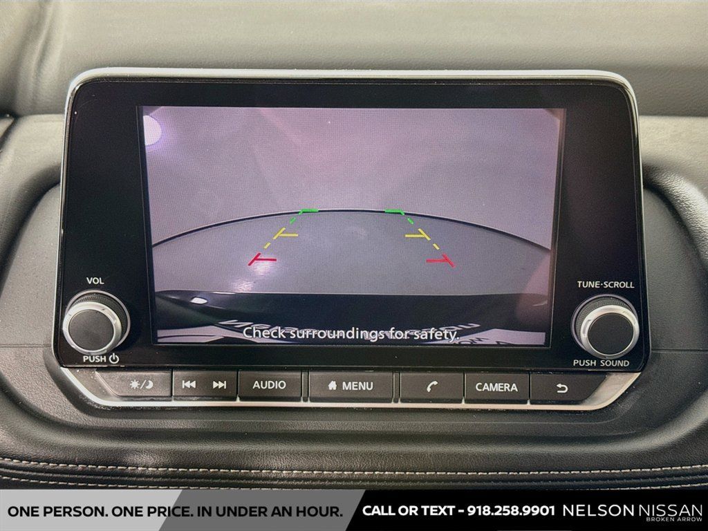 Certified 2025 Nissan Rogue SV FWD image 13
