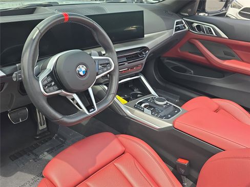 Used 2025 BMW M440i Convertible RWD image 13
