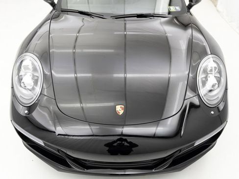 Used 2017 Porsche 911 Carrera 4 image 42