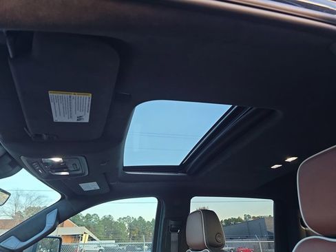 Used 2025 GMC Sierra 2500 Denali Ultimate image 30