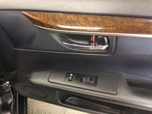 Used 2015 Lexus ES 350 w/ Luxury Package FWD image 10