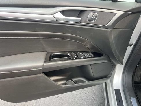 Used 2014 Ford Fusion Titanium FWD image 15