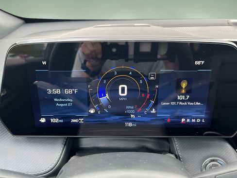 New 2026 Chevrolet Equinox LT w/ Convenience Package II image 11