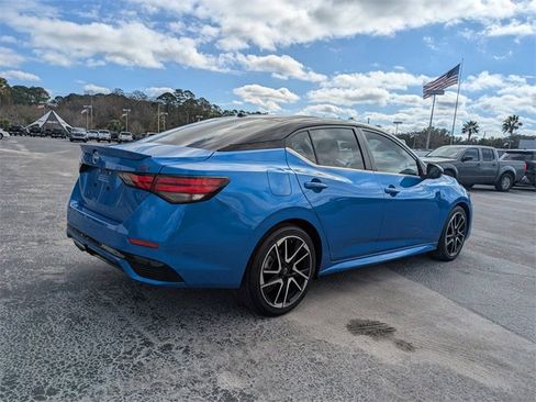 Used 2024 Nissan Sentra SR w/ Trunk Package image 5