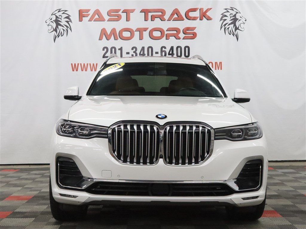 Used 2021 BMW X7 xDrive40i w/ Premium Package 2 AWD/4WD image 2