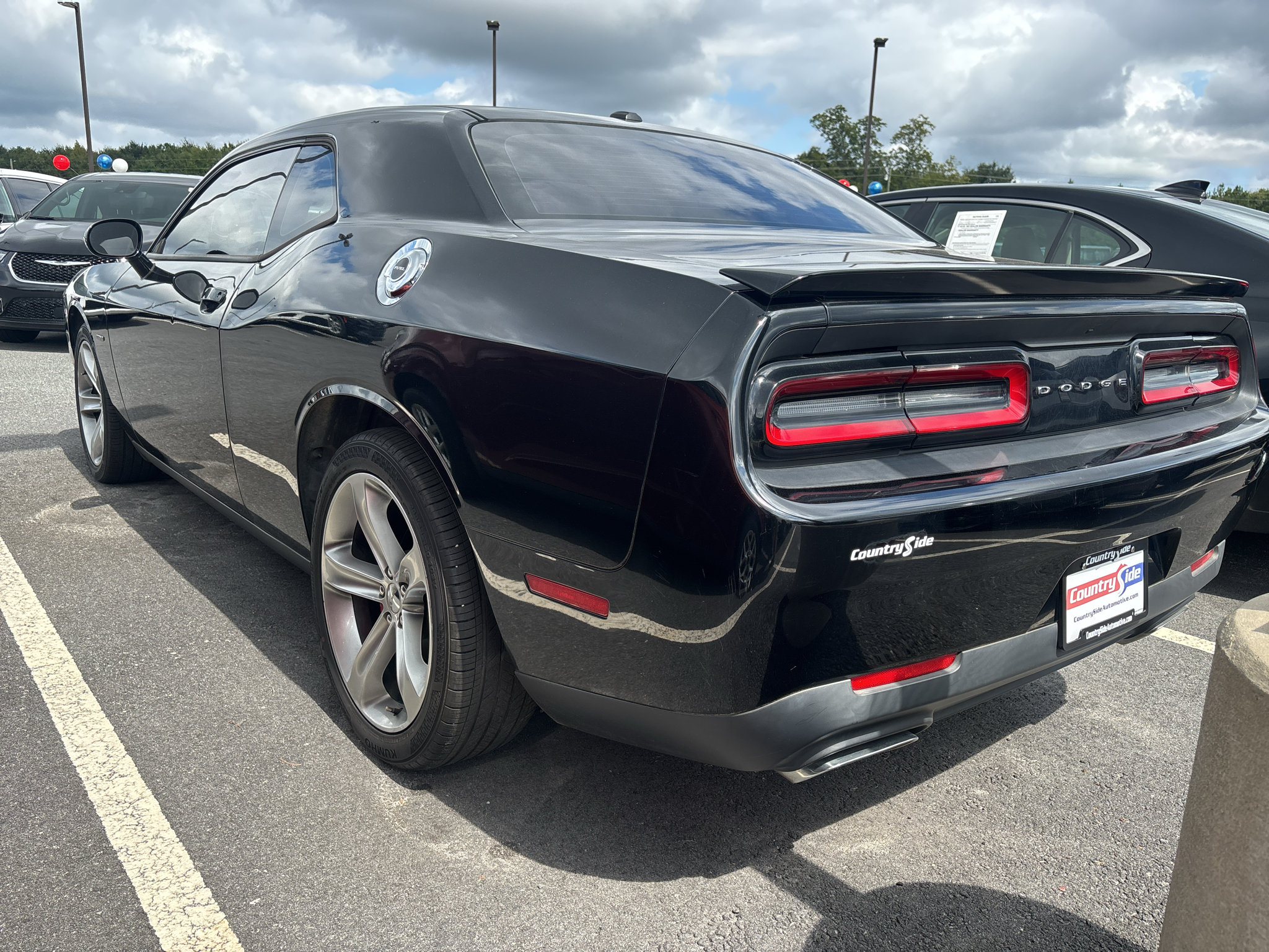 Used 2015 Dodge Challenger R/T w/ Quick Order Package 28B R/T RWD image 7
