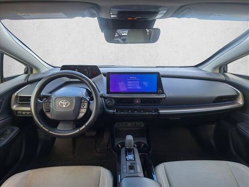 Certified 2023 Toyota Prius XLE FWD image 15