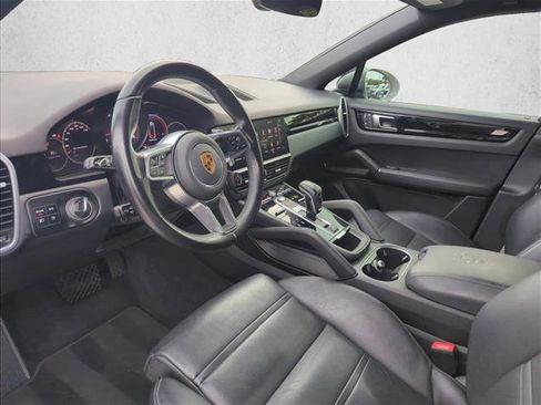 Used 2022 Porsche Cayenne Platinum Edition AWD/4WD image 6