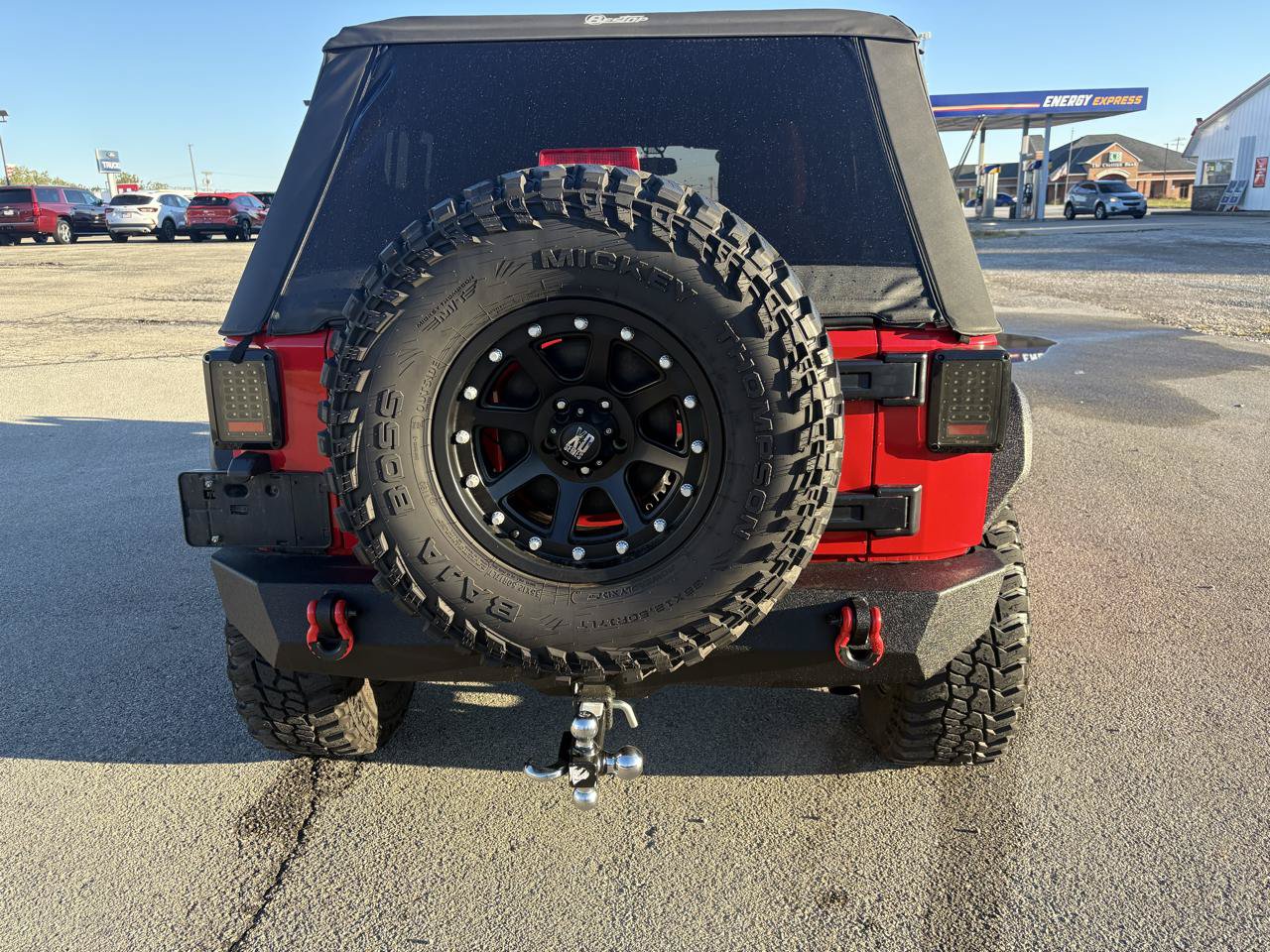 Used 2017 Jeep Wrangler Unlimited Sahara w/ Trailer Tow Group AWD/4WD image 4