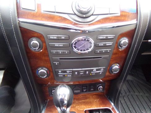 Used 2015 INFINITI QX80 4WD w/ Deluxe Technology Package image 55