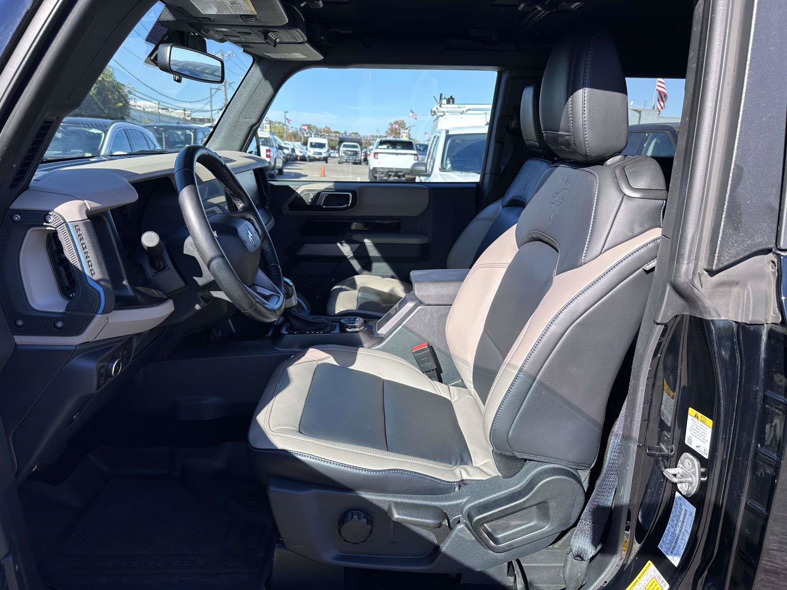 Used 2023 Ford Bronco Wildtrak AWD/4WD image 11