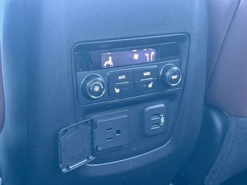 Used 2020 Buick Enclave Avenir w/ Avenir Technology Package image 22