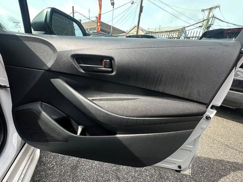 Used 2024 Toyota Corolla LE FWD image 18
