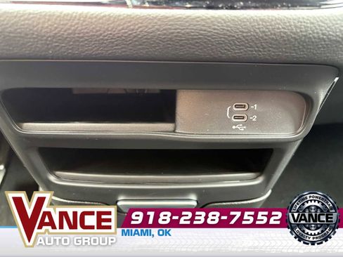 New 2026 Chrysler Pacifica Select w/ S Appearance Package image 27