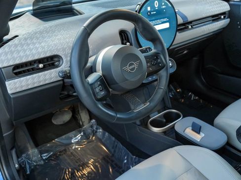 Used 2025 MINI Cooper S image 11