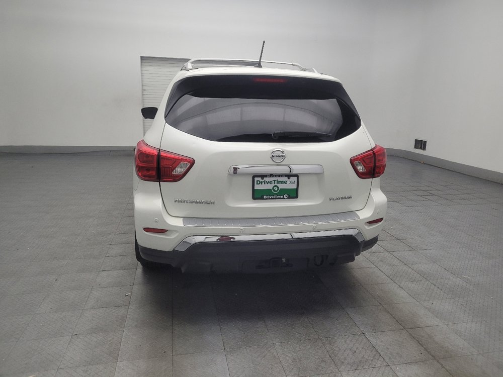 Used 2018 Nissan Pathfinder Platinum FWD image 6