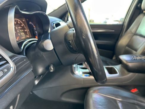 Used 2019 Jeep Grand Cherokee Limited w/ Luxury Group II image 45