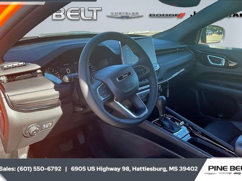 New 2026 Jeep Compass Latitude image 6