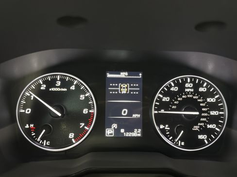 Certified 2025 Subaru Outback Premium w/ Popular Package #1A AWD/4WD image 30