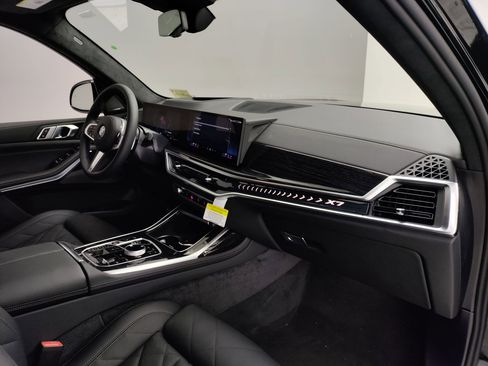 New 2026 BMW X7 xDrive40i w/ M Sport Package image 27