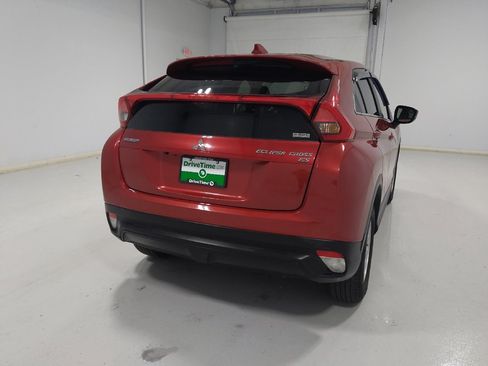 Used 2018 Mitsubishi Eclipse Cross ES image 7