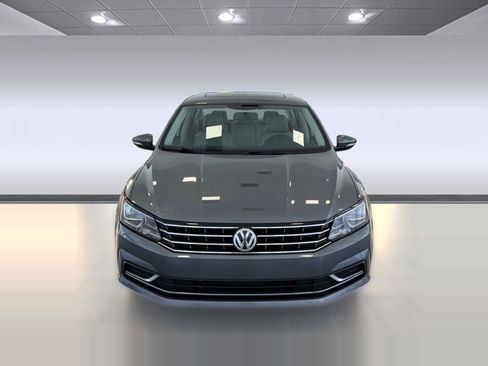 Used 2016 Volkswagen Passat 1.8T SE FWD image 6