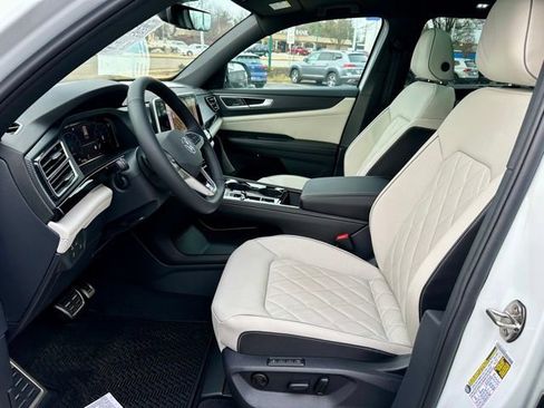 New 2026 Volkswagen Atlas Cross Sport SEL Premium R-Line AWD/4WD image 12