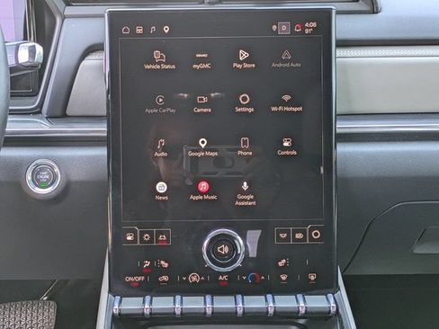 Used 2026 GMC Terrain Elevation w/ Black Edition FWD image 19