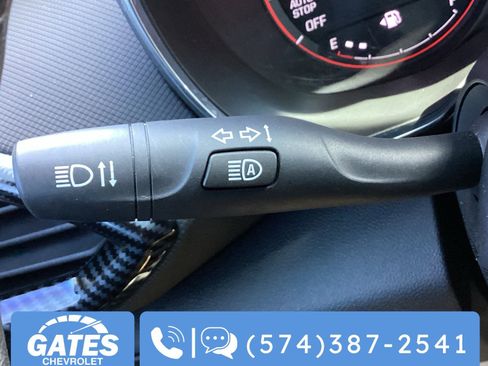 Used 2023 Chevrolet TrailBlazer RS AWD/4WD image 26