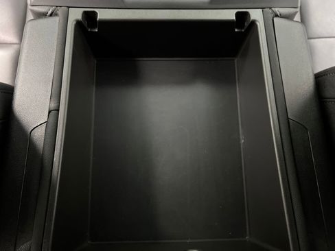 Used 2025 GMC Sierra 1500 SLT image 37