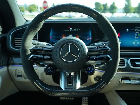 New 2026 Mercedes-Benz GLE 53 AMG 4MATIC Coupe image 27