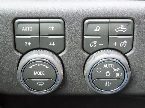 New 2026 Chevrolet Silverado 1500 RST image 18