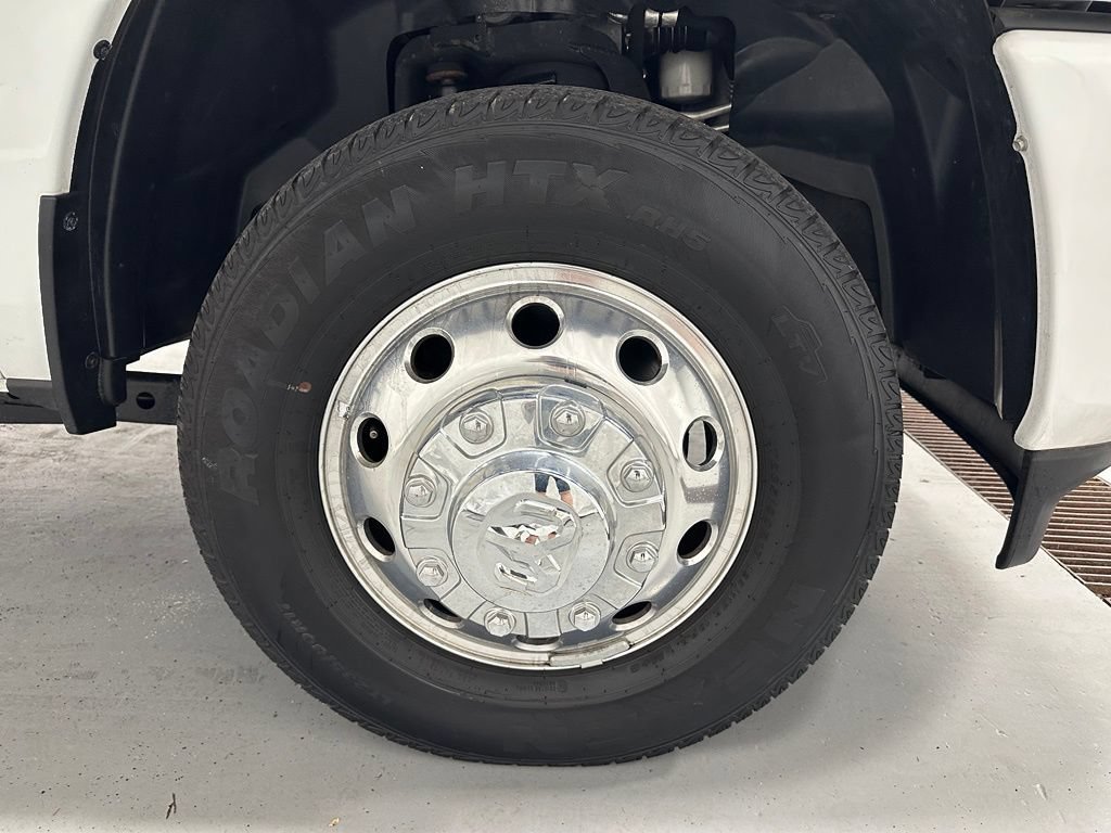 Used 2024 RAM 3500 Laramie AWD/4WD image 63