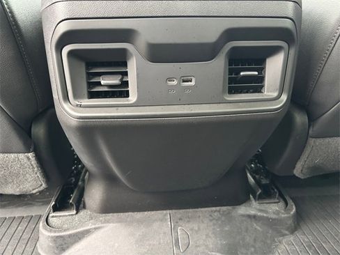 Used 2022 Chevrolet Silverado 1500 LT Trail Boss w/ LT Trail Boss Premium Package image 33