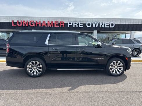 Used 2021 Chevrolet Suburban Premier image 5