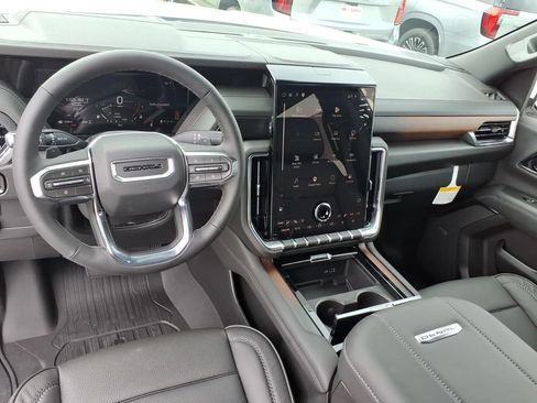 New 2026 GMC Yukon Denali w/ LPO, Floor Liner Package AWD/4WD image 16